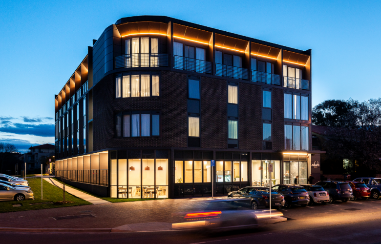 kingston hotel canberra