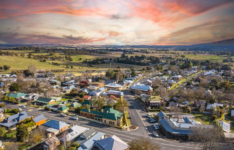 Millthorpe’s oldest pub, the Commercial Hotel, hits the market | The ...